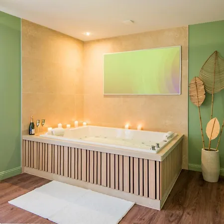 Ecrin De Bulles - Jacuzzi & Clim Lejlighed Les Cabannes (Tarn)